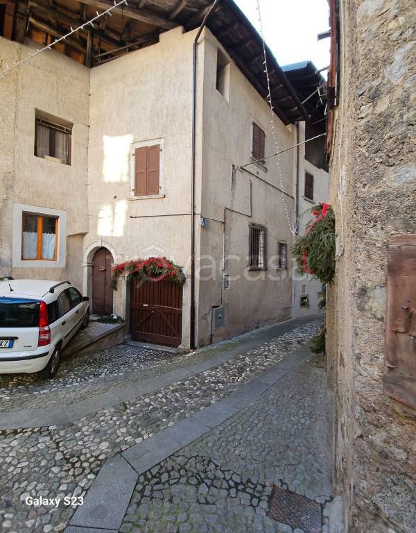 casa indipendente in vendita a Borgo Chiese