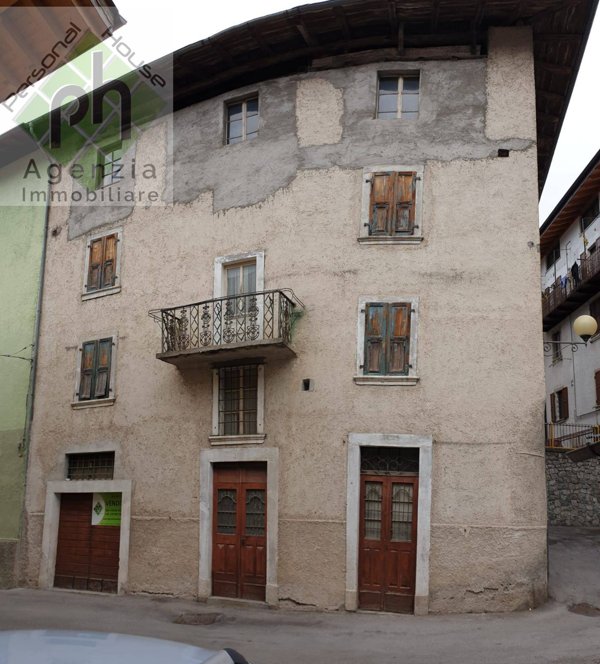 casa indipendente in vendita a Borgo Chiese in zona Cimego
