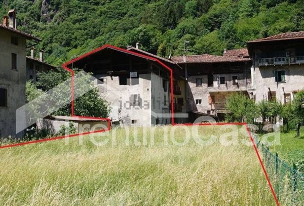 casa indipendente in vendita a Borgo Chiese in zona Condino