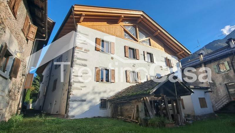 appartamento in vendita a Borgo Lares in zona Zuclo