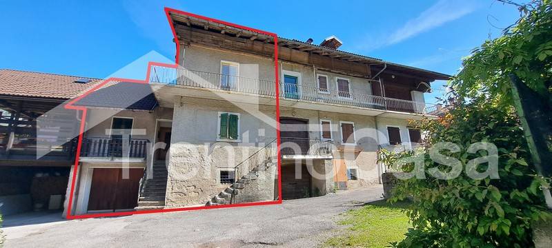 casa indipendente in vendita a Borgo Lares in zona Zuclo