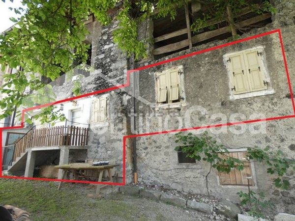 appartamento in vendita a Borgo Lares in zona Zuclo