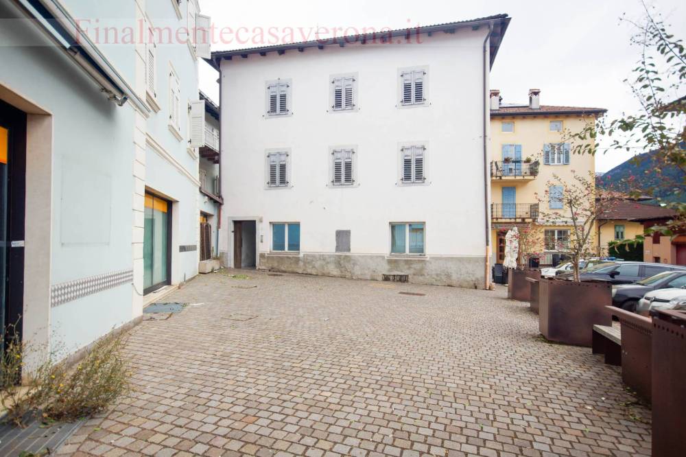 casa indipendente in vendita a Cembra Lisignago in zona Cembra