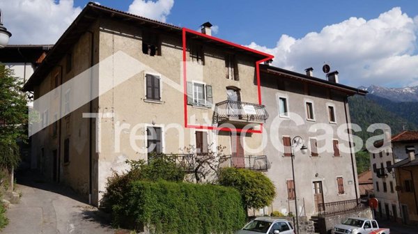 appartamento in vendita a Sella Giudicarie in zona Roncone