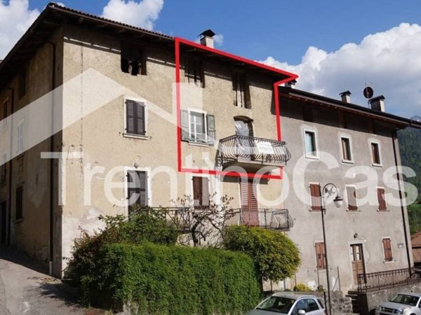 appartamento in vendita a Sella Giudicarie in zona Roncone