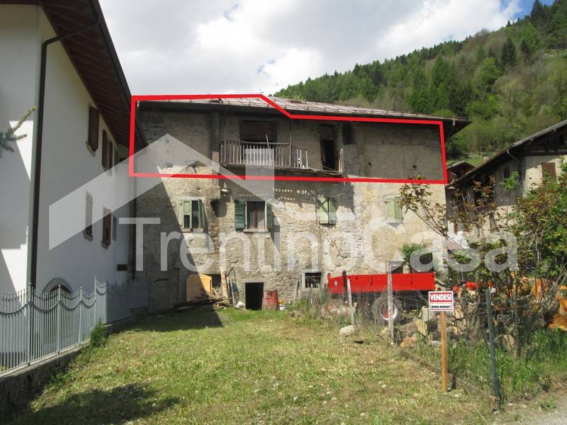 casa indipendente in vendita a Sella Giudicarie in zona Roncone