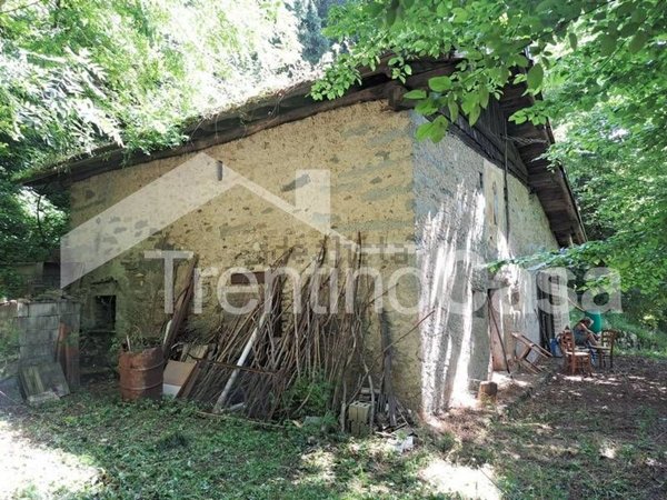 appartamento in vendita a Sella Giudicarie in zona Roncone