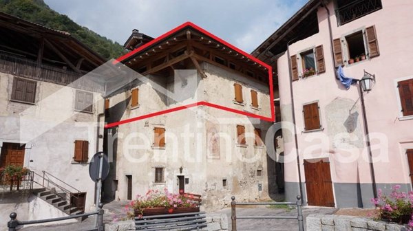 appartamento in vendita a Sella Giudicarie in zona Lardaro