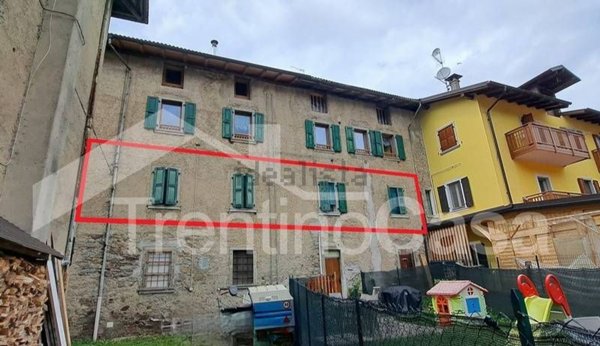 appartamento in vendita a Sella Giudicarie in zona Roncone