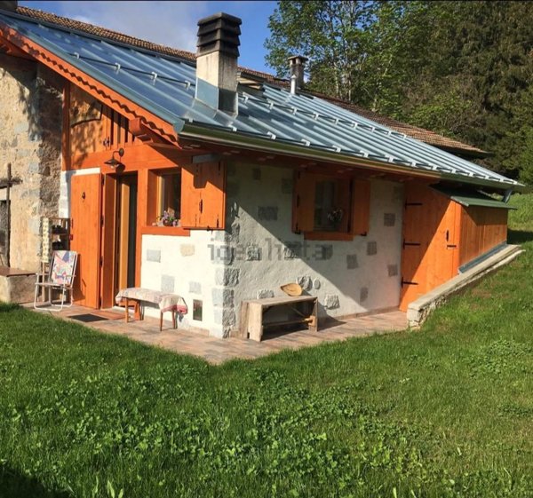 appartamento in vendita a Sella Giudicarie in zona Roncone