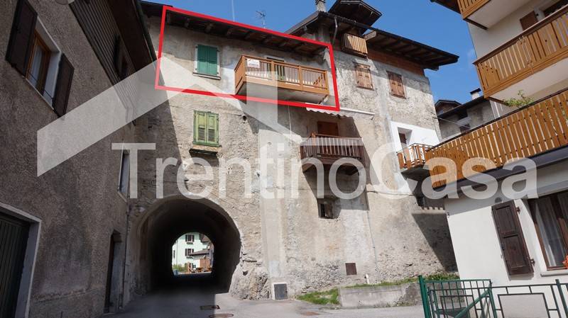 appartamento in vendita a Sella Giudicarie in zona Roncone