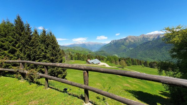 casale in vendita a Sella Giudicarie in zona Roncone