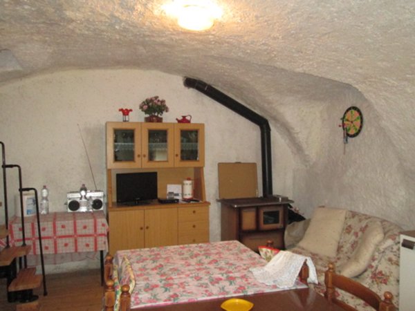 casa indipendente in vendita a Tre Ville in zona Montagne