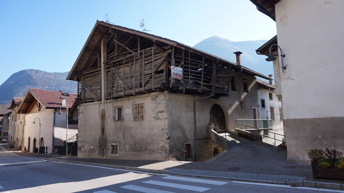casa indipendente in vendita a Tre Ville in zona Preore