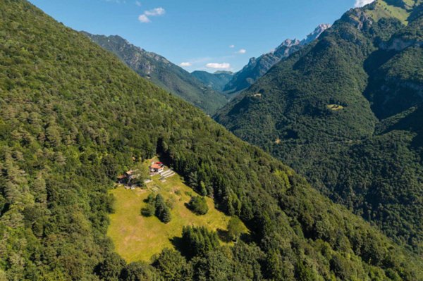 casa indipendente in vendita a Tre Ville in zona Ragoli