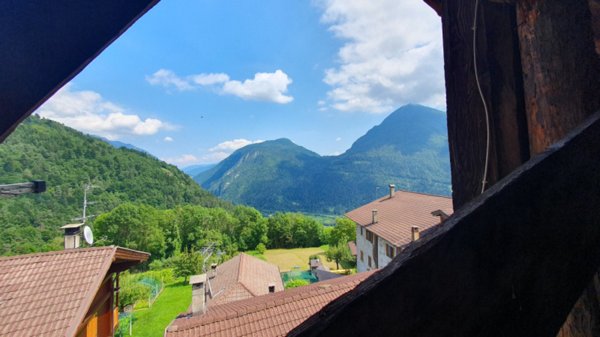 casa indipendente in vendita a Tre Ville in zona Montagne