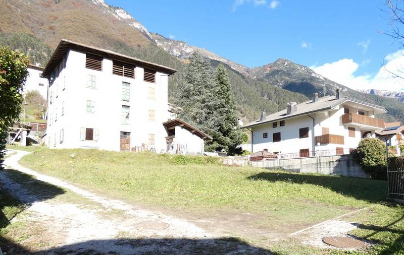 casa indipendente in vendita a Tre Ville in zona Ragoli