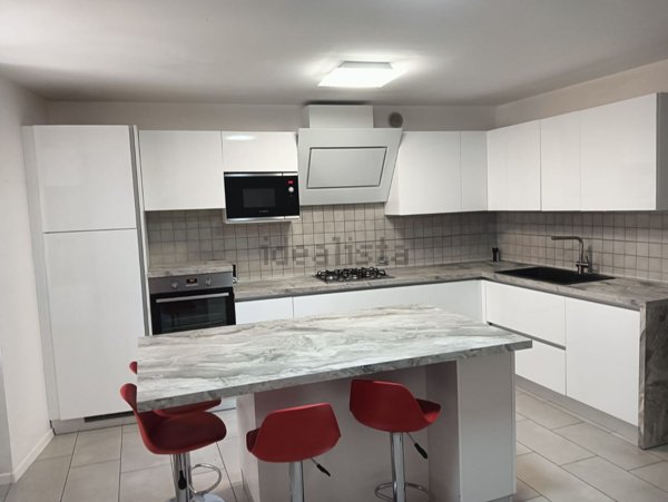 appartamento in vendita a Vallelaghi in zona Vezzano