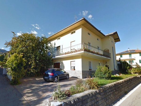 casa indipendente in vendita a Ville d'Anaunia in zona Tassullo