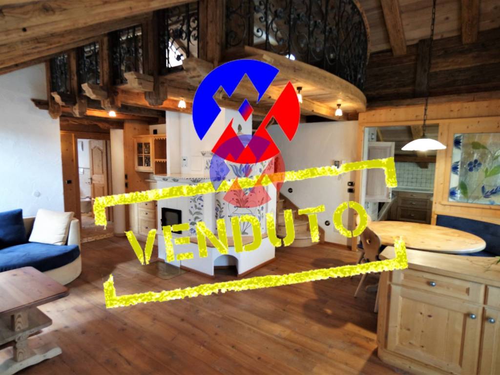 casa indipendente in vendita a San Giovanni di Fassa in zona Pozza di Fassa