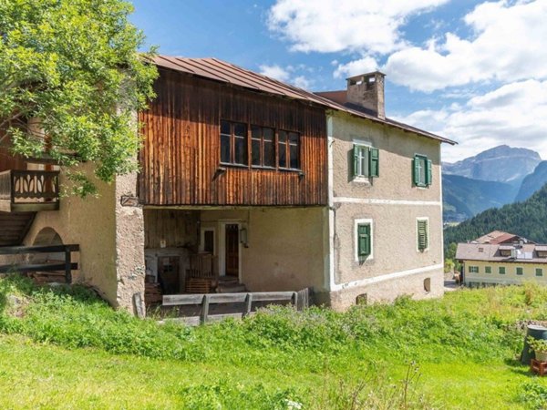 casa indipendente in vendita a San Giovanni di Fassa