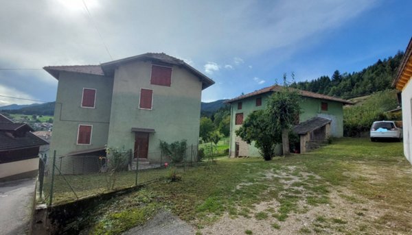 casa indipendente in vendita a Borgo d'Anaunia in zona Castelfondo