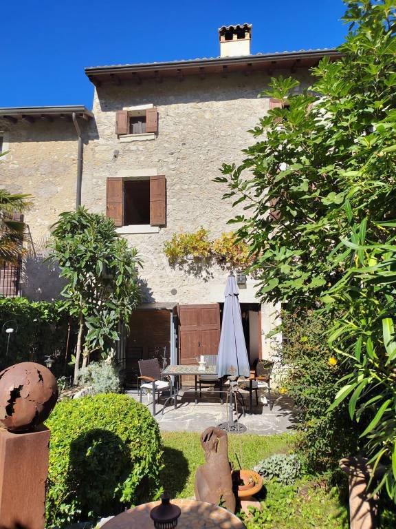 casa indipendente in vendita ad Affi