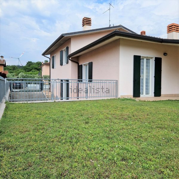 casa indipendente in vendita ad Affi