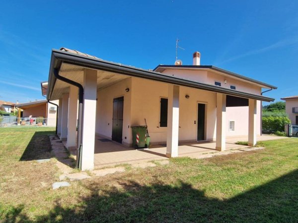casa indipendente in vendita ad Affi