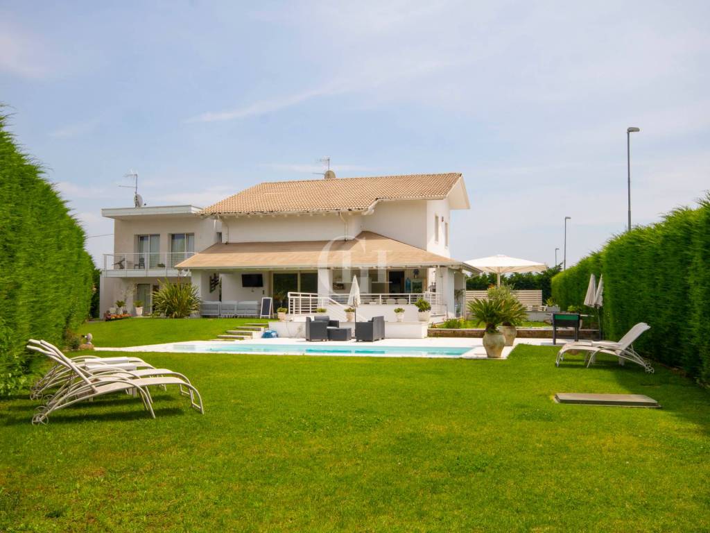 casa indipendente in vendita ad Affi