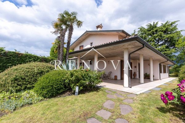 casa indipendente in vendita ad Affi