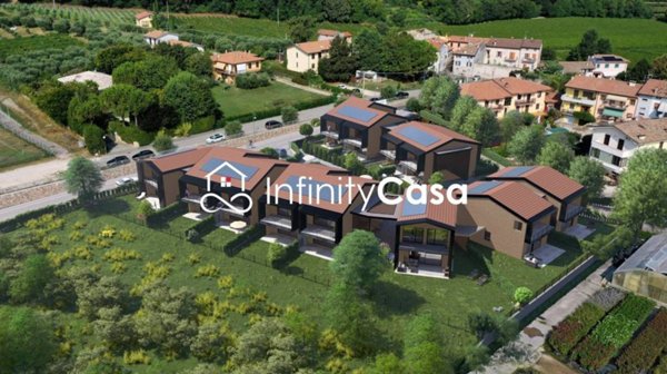 casa indipendente in vendita ad Affi