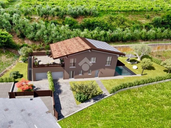 casa indipendente in vendita ad Affi