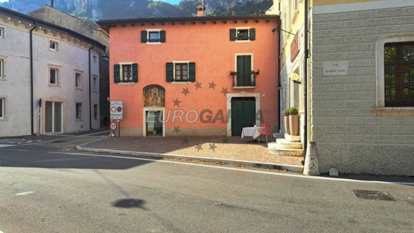 ufficio in vendita ad Affi