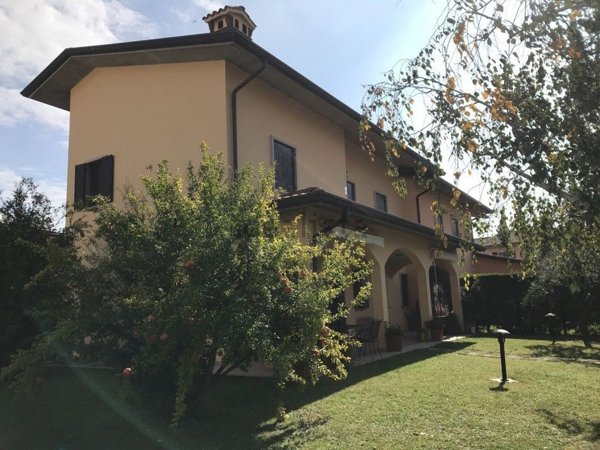 casa indipendente in vendita ad Affi