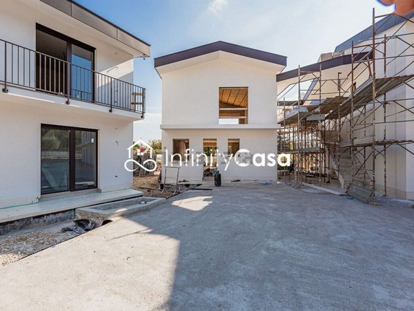 casa indipendente in vendita ad Affi