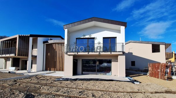 esavano in vendita ad Affi