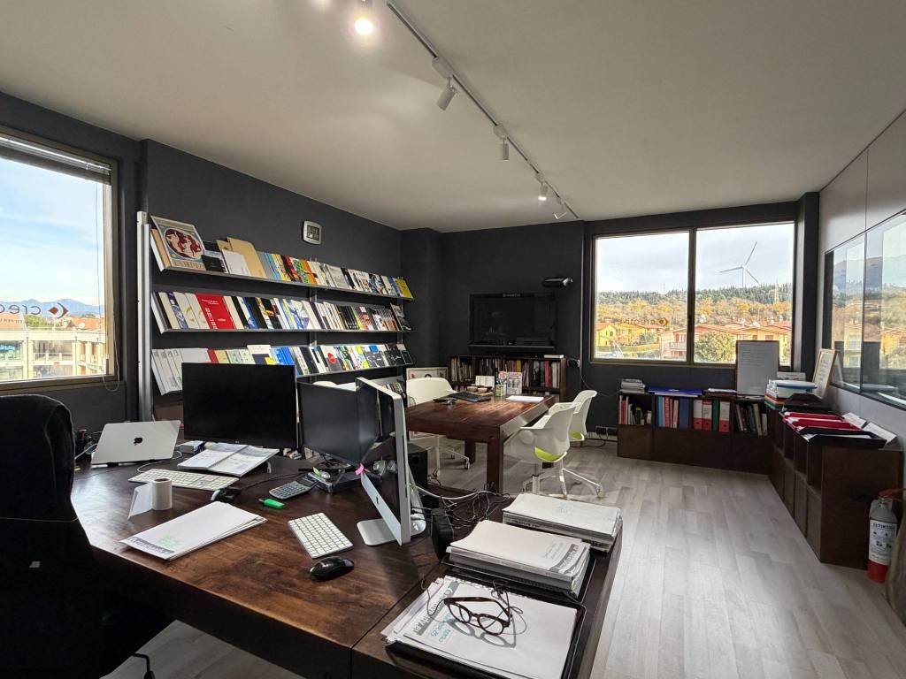 ufficio in vendita ad Affi