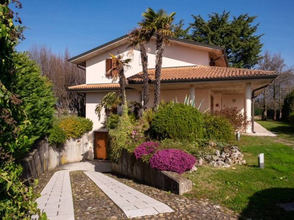 casa indipendente in vendita ad Affi