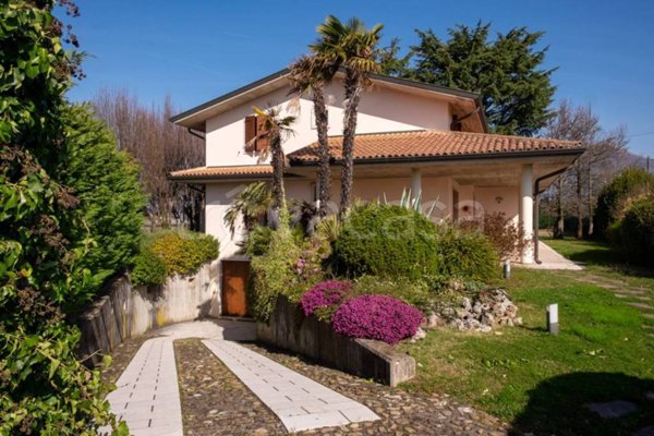 casa indipendente in vendita ad Affi