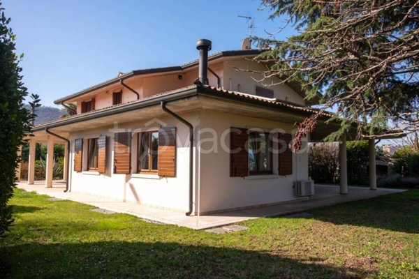 casa indipendente in vendita ad Affi