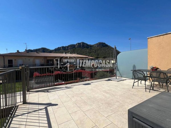 appartamento in vendita ad Affi in zona Caorsa