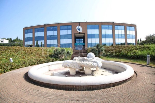 ufficio in vendita ad Affi