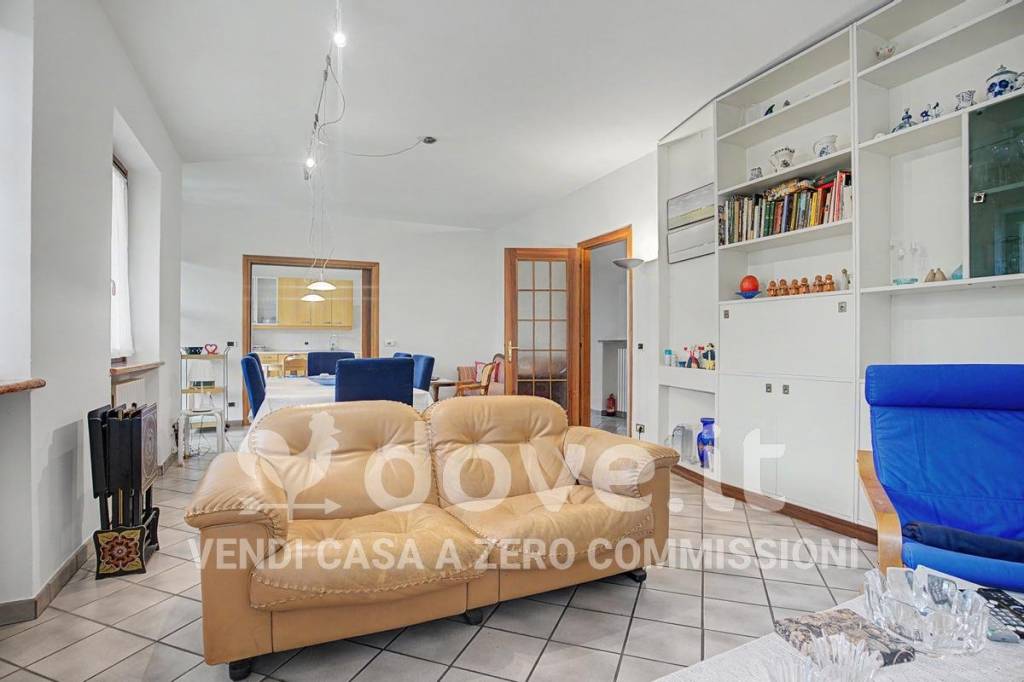 casa indipendente in vendita ad Affi in zona Caorsa
