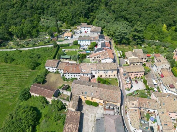 casa indipendente in vendita ad Affi