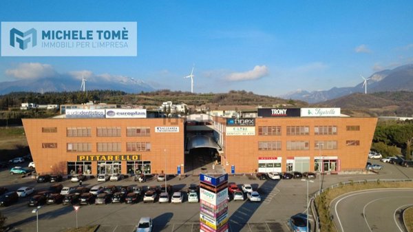 locale di sgombero in vendita ad Affi in zona Affi