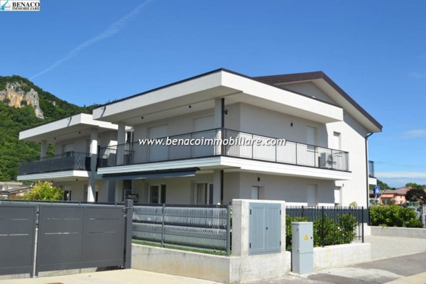 appartamento in vendita ad Affi in zona Caorsa