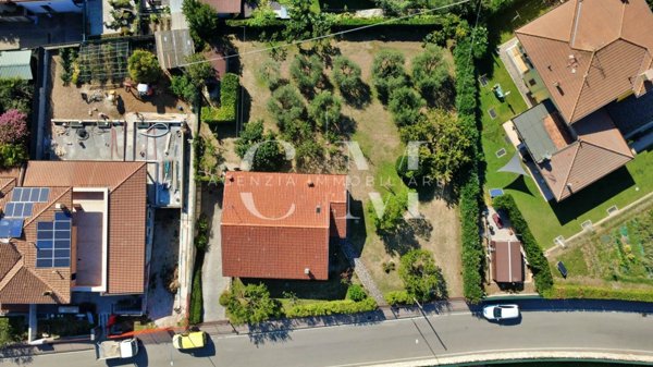 casa indipendente in vendita ad Affi in zona Caorsa