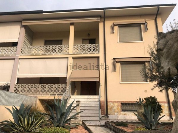 casa indipendente in vendita ad Albaredo d'Adige