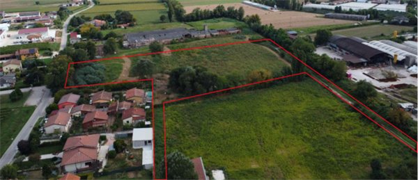 terreno agricolo in vendita ad Albaredo d'Adige